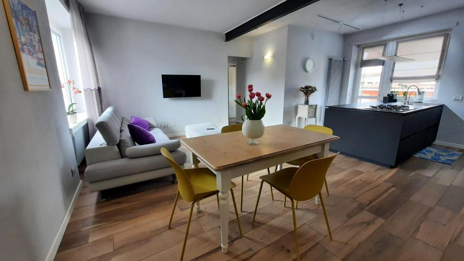 Cuore Di Alba Charming Apartment Exterior photo