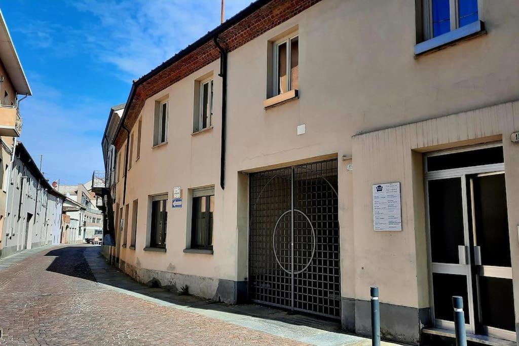 Cuore Di Alba Charming Apartment Exterior photo